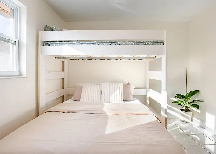 Steps To | Laid‑back Small-town Coastal Feel * Clearwater Beach